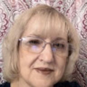 Meet your Posher, Leonna